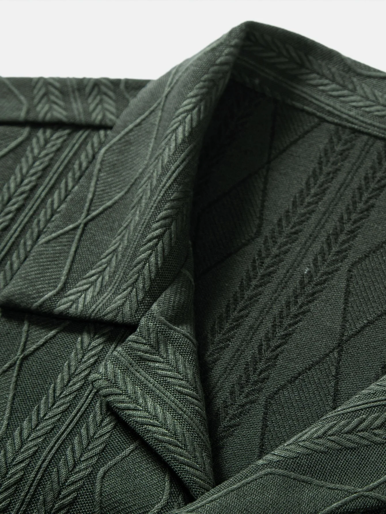 Alberto® | Knitted Geometric Rhombus Jacquard Cuban Shirt - Image 7