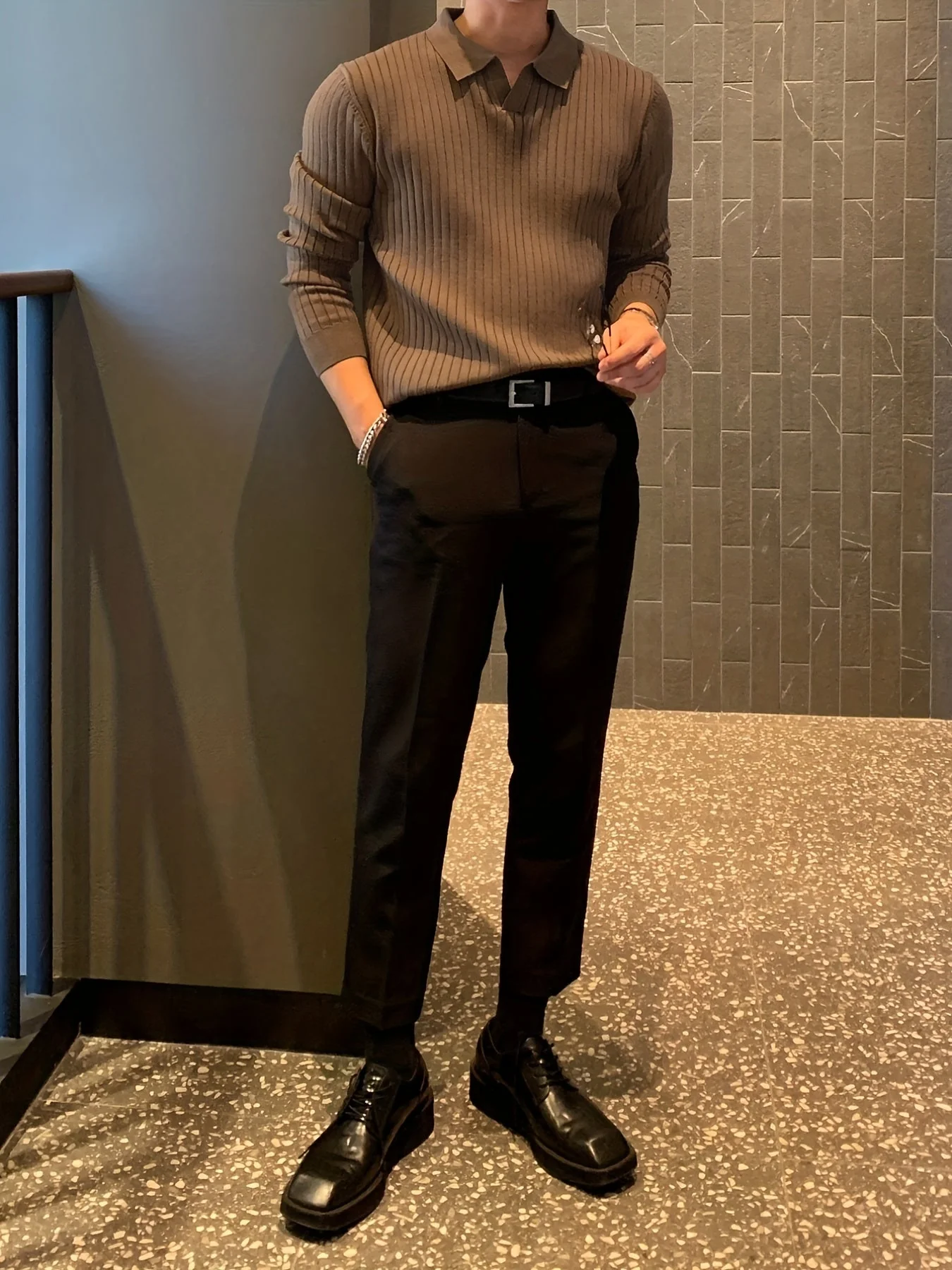 Alcmeon® | Zenith Soho Textured V-Neck Pullover