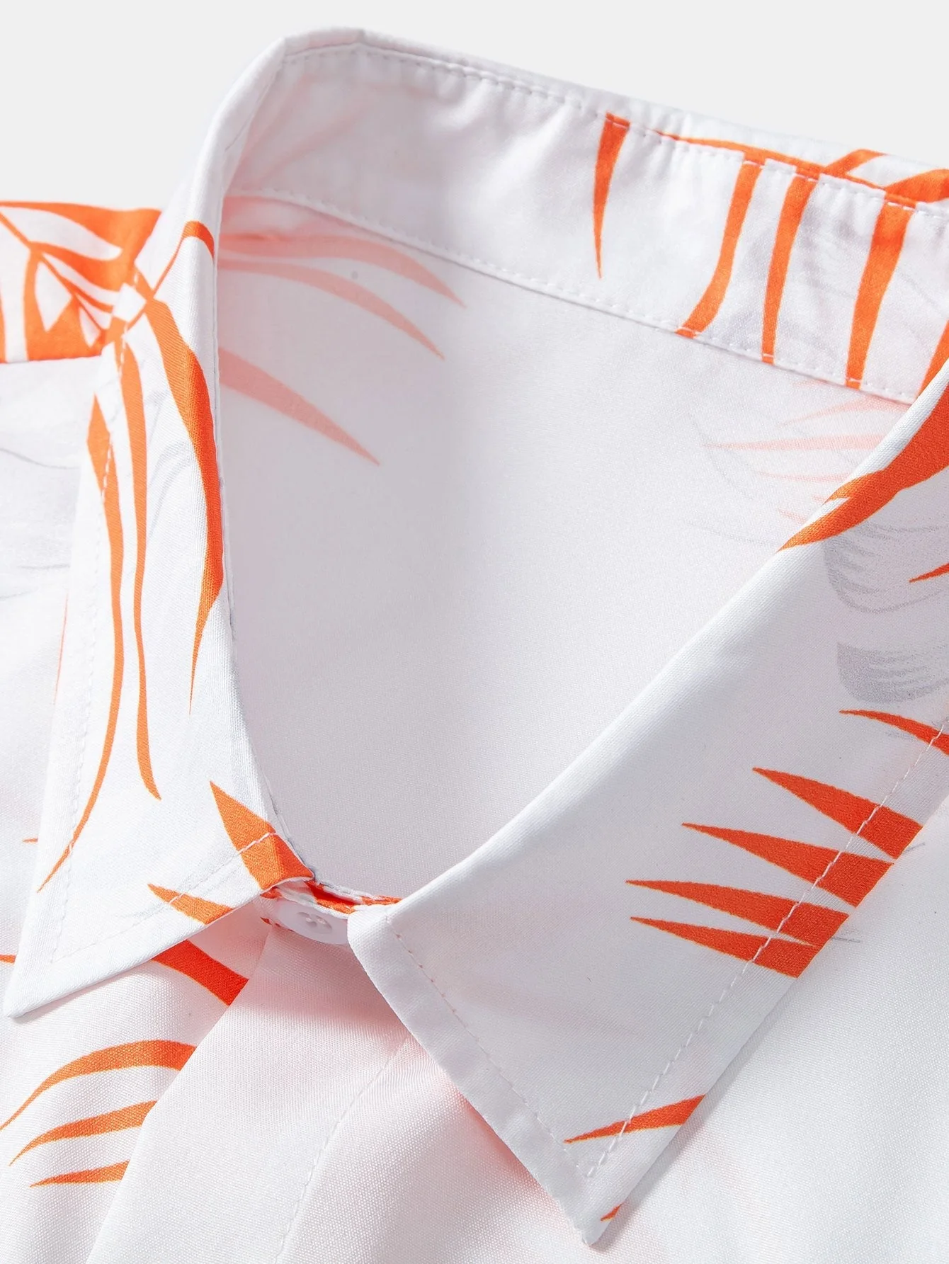 Anrich® | Leaf Print Button Up Shirt - Image 3