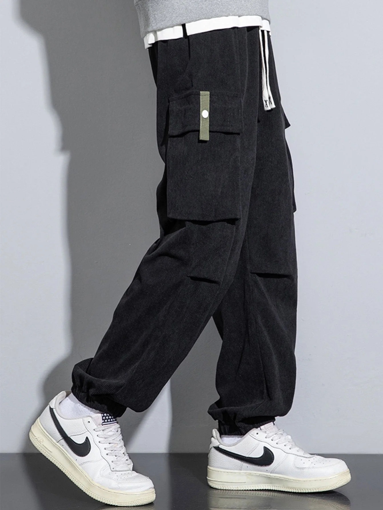 Baastian® | Corduroy Cargo Jogging Pants - Image 7