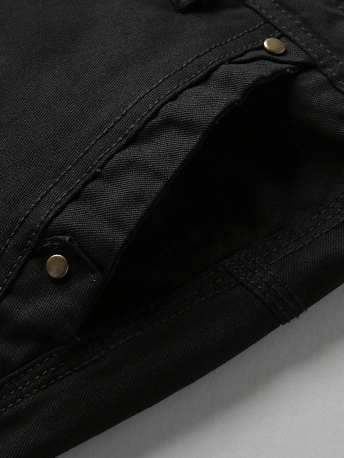 Barle® | Man Stud Pocket Chino Shorts - Image 9