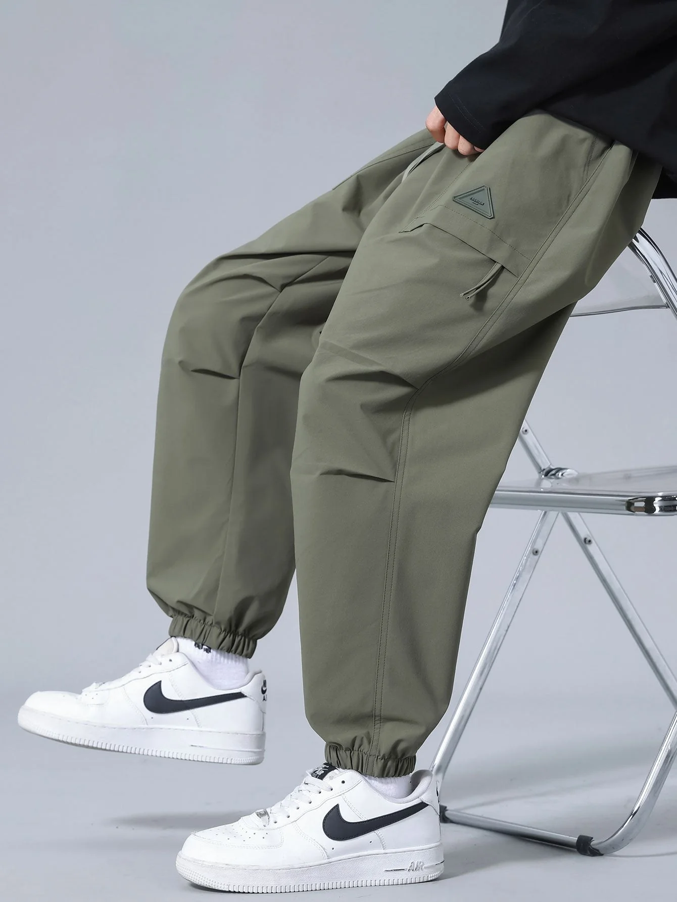 Chuck® | Drawstring Jogging Pants - Image 4