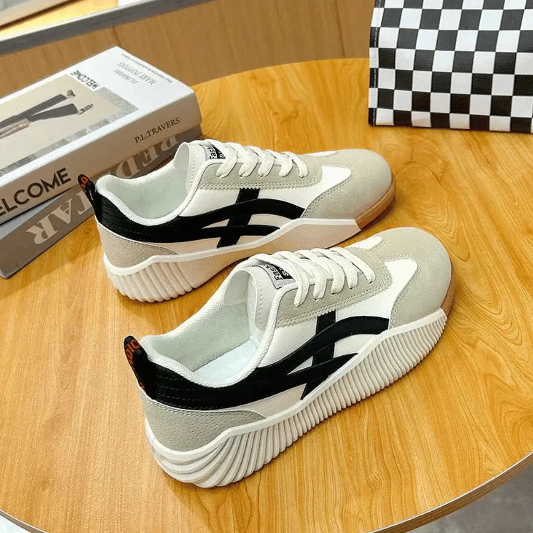Darien | Nova Classic Canvas Sneakers - Image 2