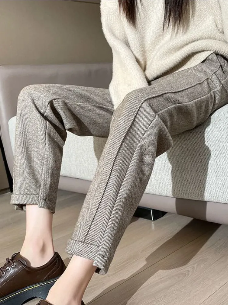David® | Elegant And Casual   Trousers - Image 11
