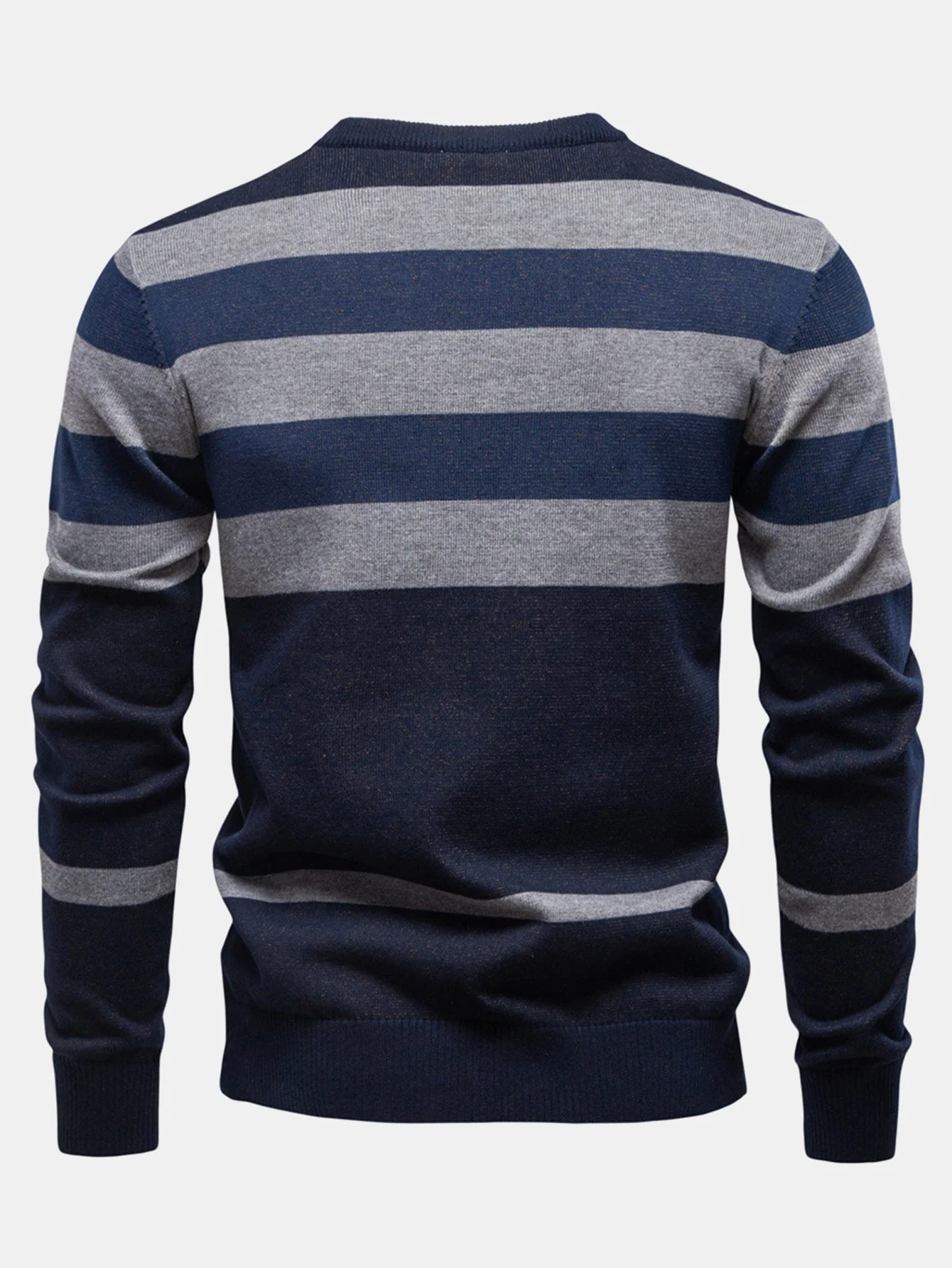 Elián® | Plaid Crewneck Sweater - Image 2