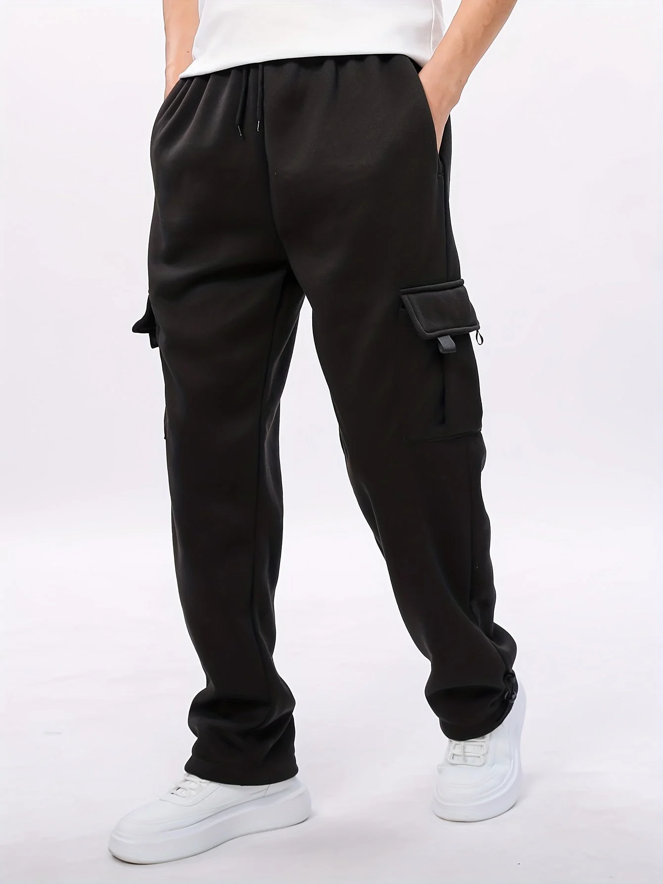 Finlay® | The Cargo Turned Into Sweatpants - Image 4