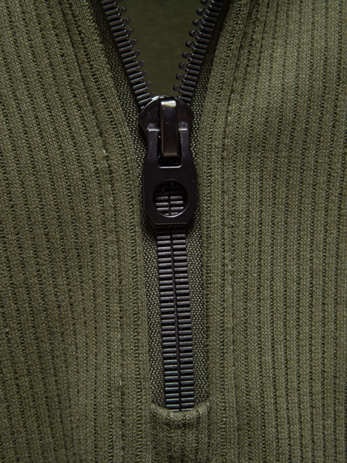 Gareth® | Ribbed Raglan Sleeve Quarter Zip Sweatshirt - Image 12
