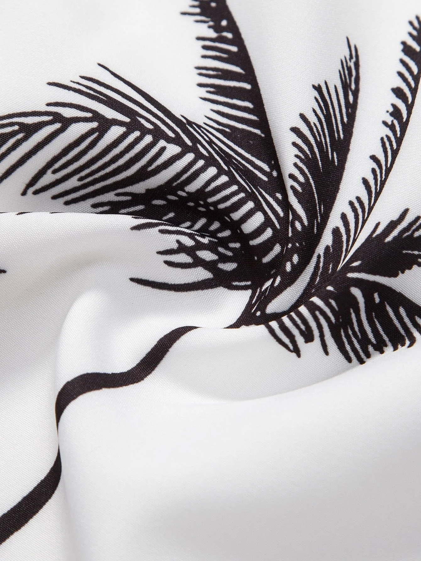 Héctor® | Palm Tree Print Button Up Shirt - Image 7