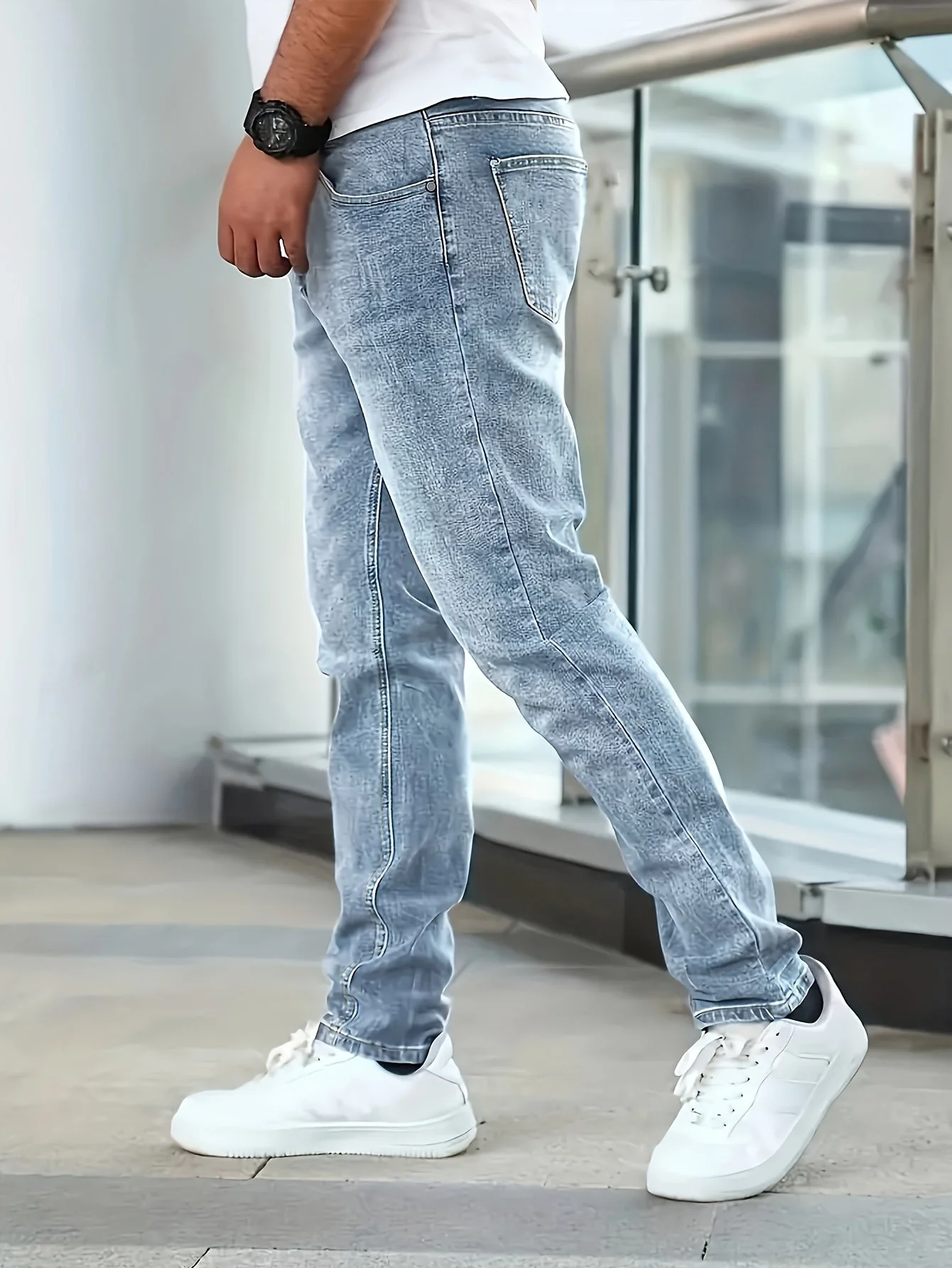 Hugh® | Straight Leg Stretch Jeans - Image 10
