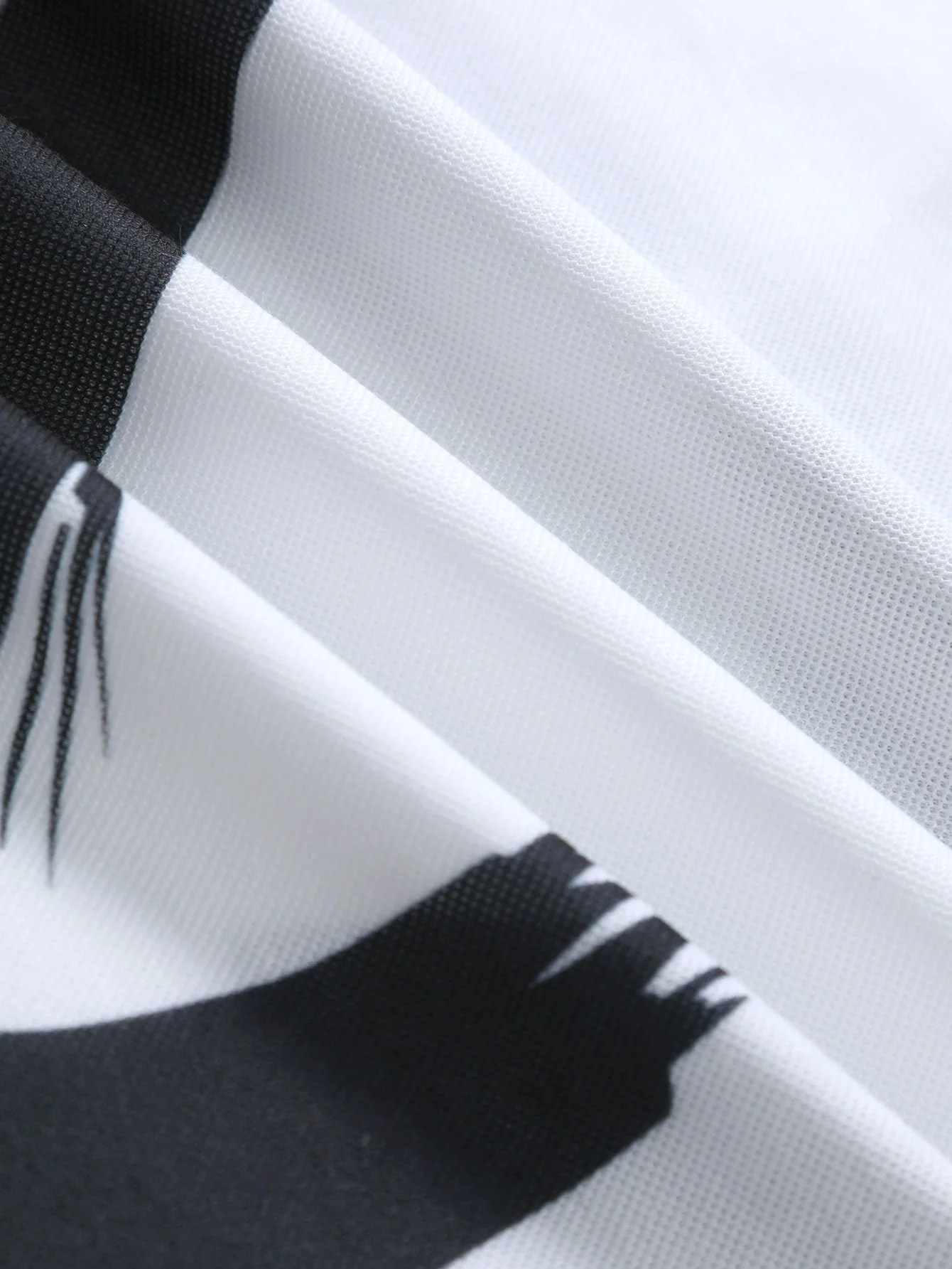 Kevin® | Brushstroke Print Polo Shirt - Image 4