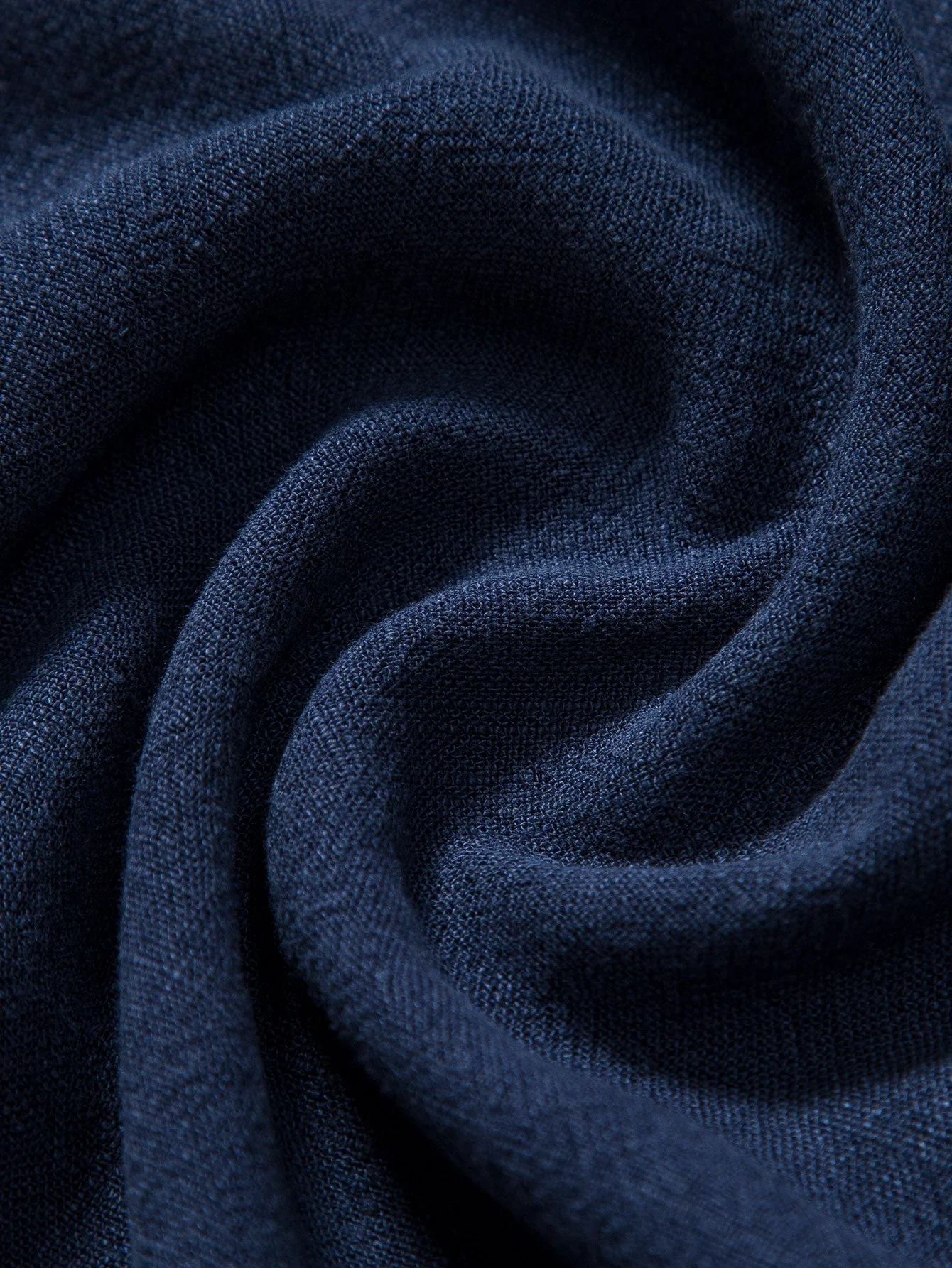 Lindsay® | Sophisticated Style For Every Occasion - Image 4