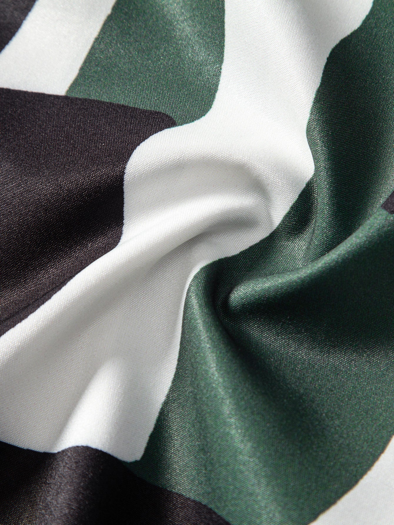 Malaquías® | Colorblock Print Button Up Shirt - Image 4