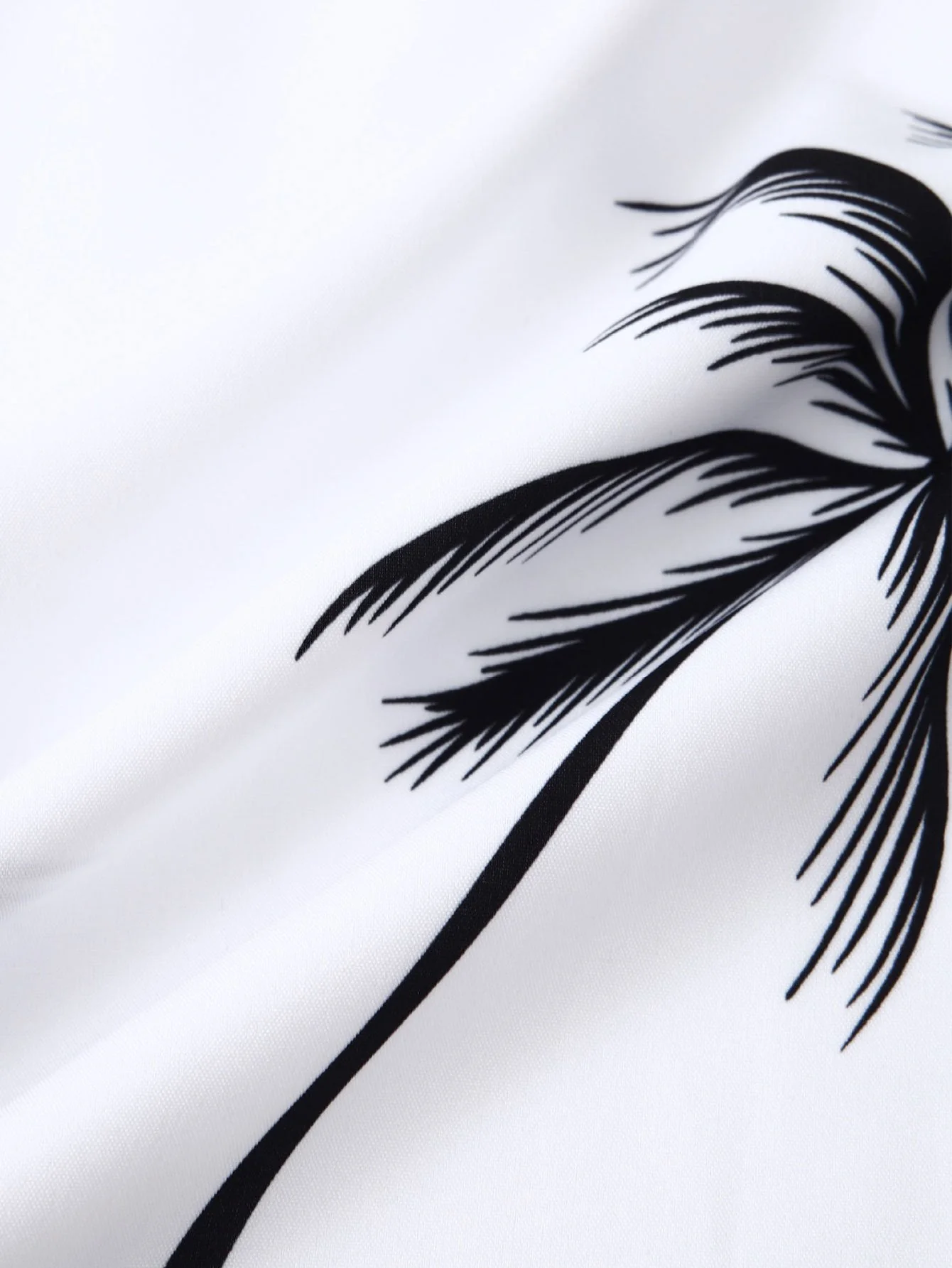 Manuel® | Tropical Leaf Print Button Up Shirt - Image 5