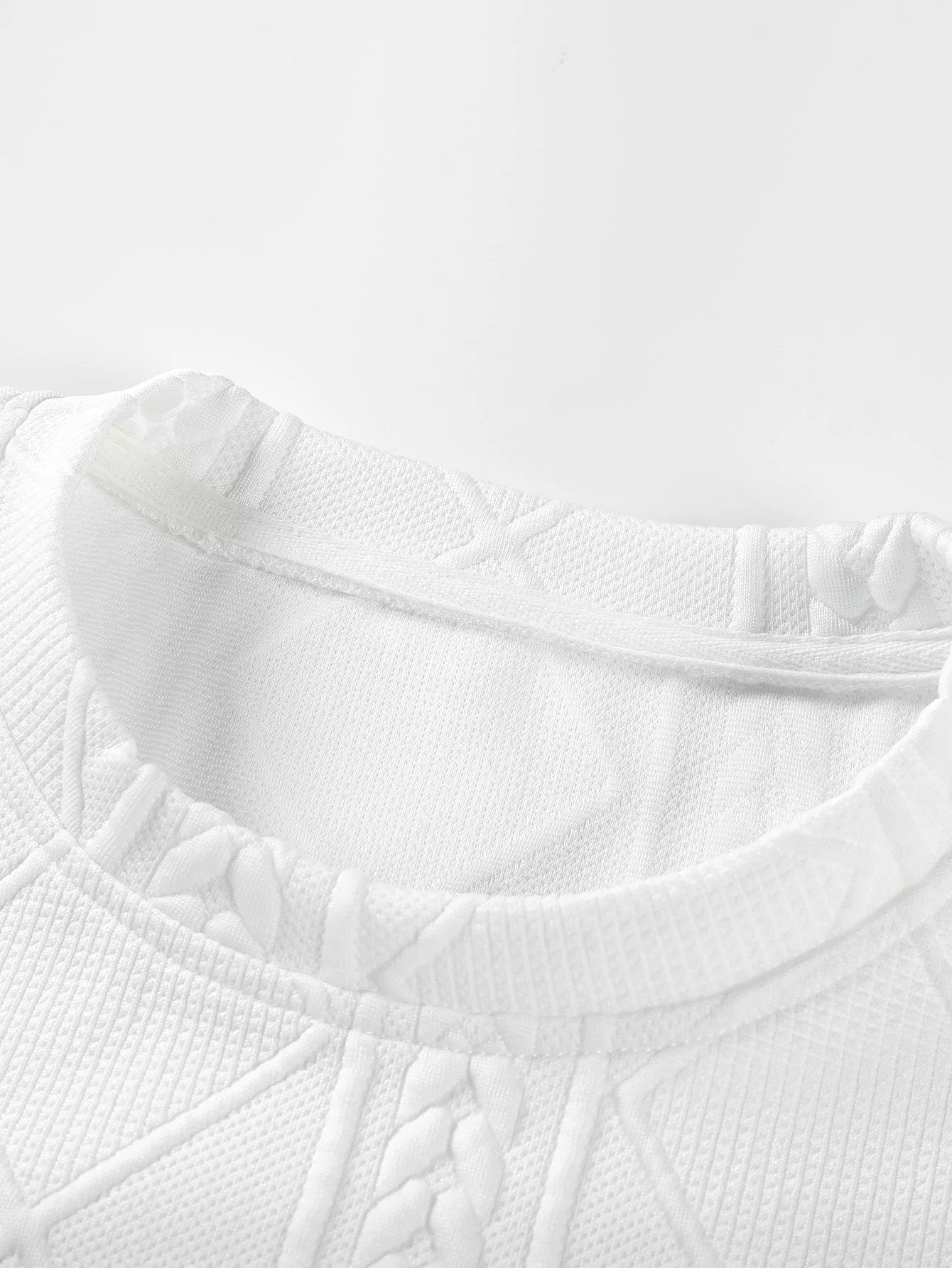 Matías® | Long Sleeve T-Shirt With Curved Hem In Geometric Jacquard & Cargo Joggers In Corduroy With Drawstring - Image 8
