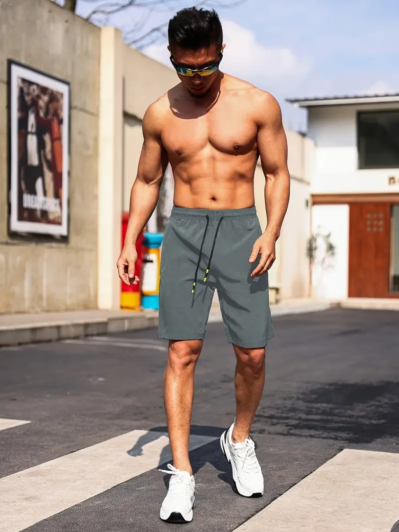 Máximo® | Breathable Shorts With Zipper Pockets - Image 3