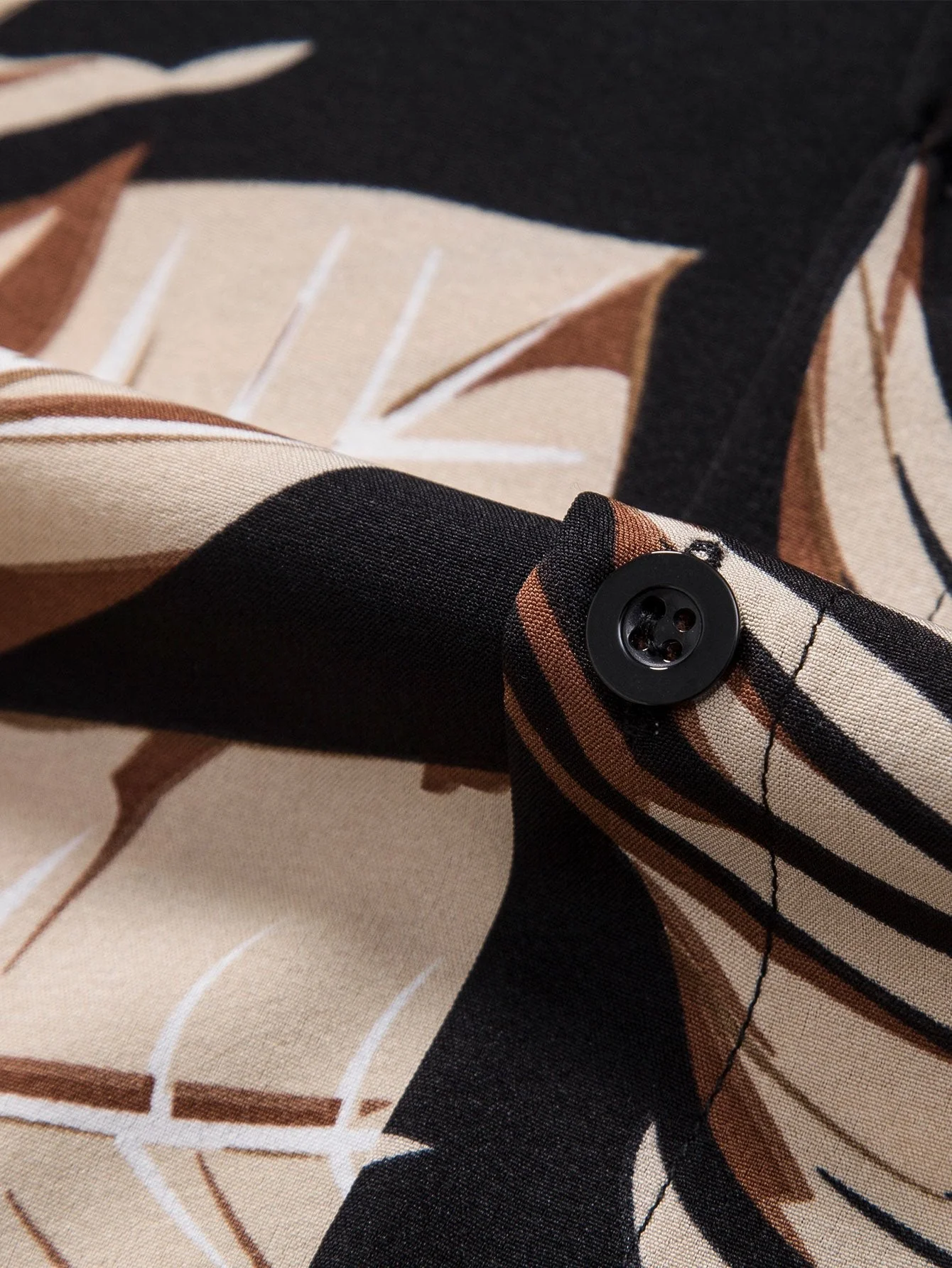 Micah® | Tropical Print Shirt & Textured Cotton 5" Shorts - Image 7