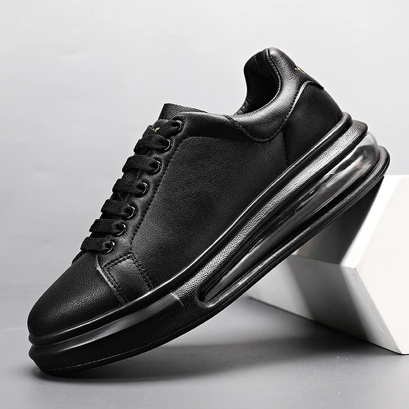 Tiago | Stylish street sneaker with comfortable sole - Image 2