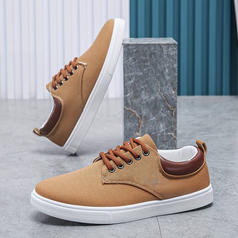 Victorio | Vaughn Lightweight Canvas Sneakers - Image 5