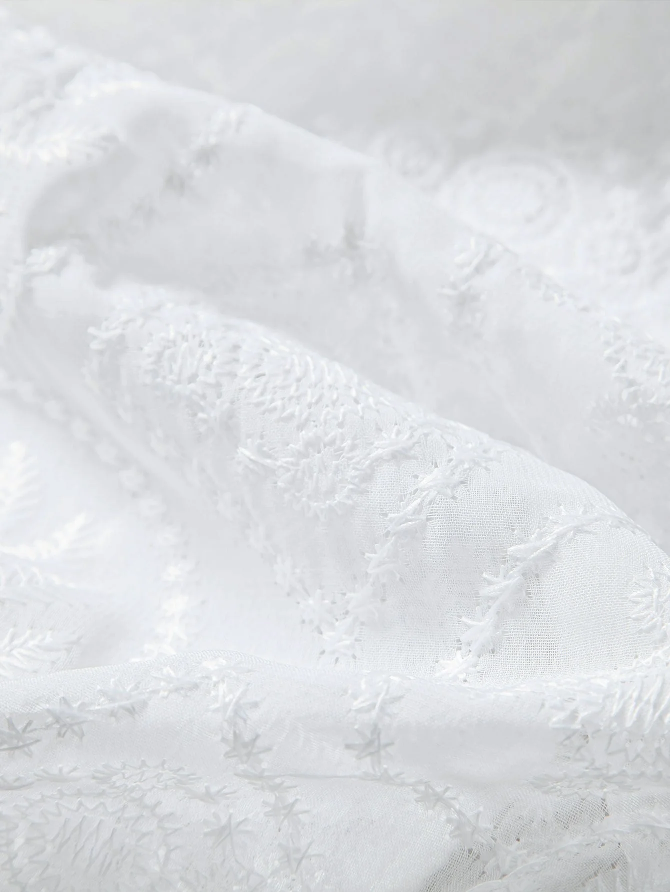 Vital® | Embroidered Floral Cuban Shirt - Image 4